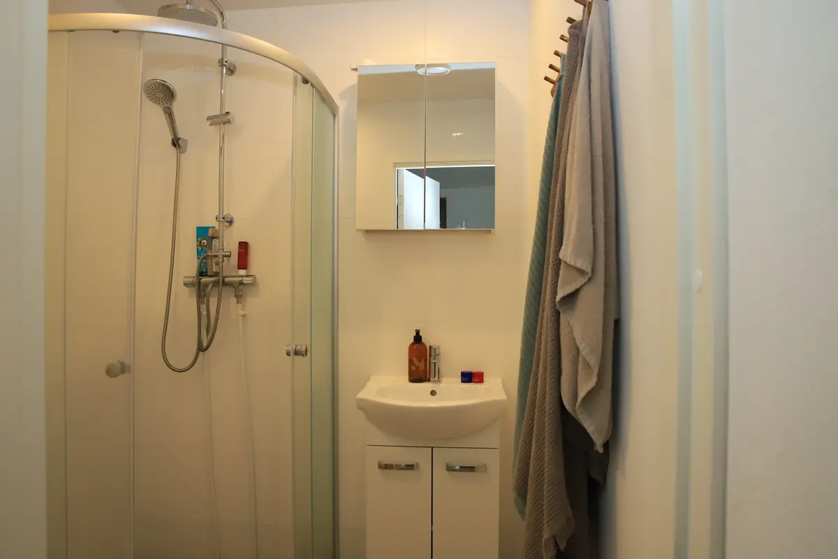 Upstairs bathroom